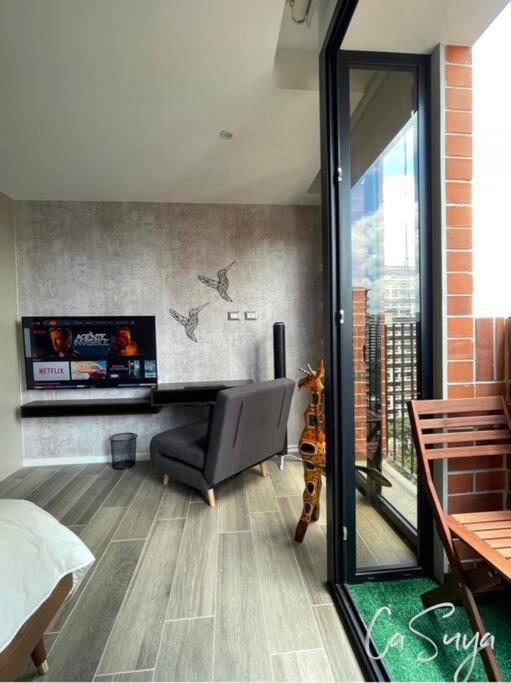 Casuya Airali Apartments With Heated Pool, Gym In City Center グアテマラシティ エクステリア 写真