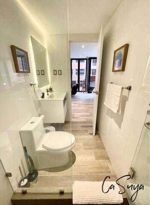 Casuya Airali Apartments With Heated Pool, Gym In City Center グアテマラシティ エクステリア 写真